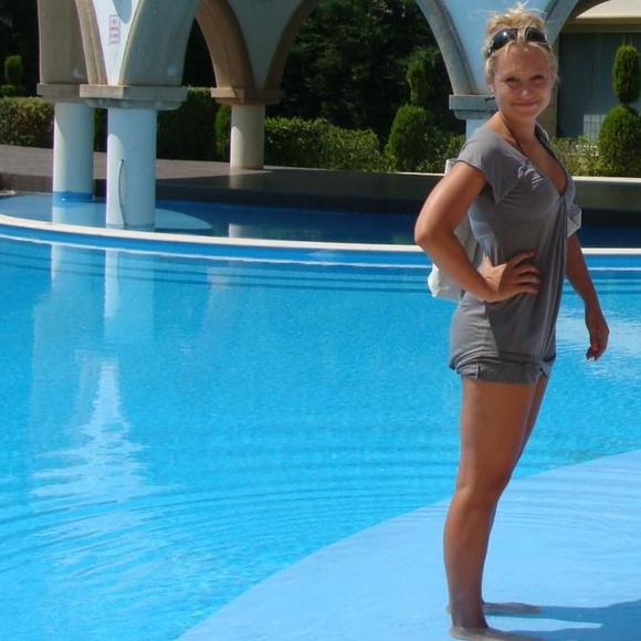 Meet your Posher, Marta - Picture 1 of 1